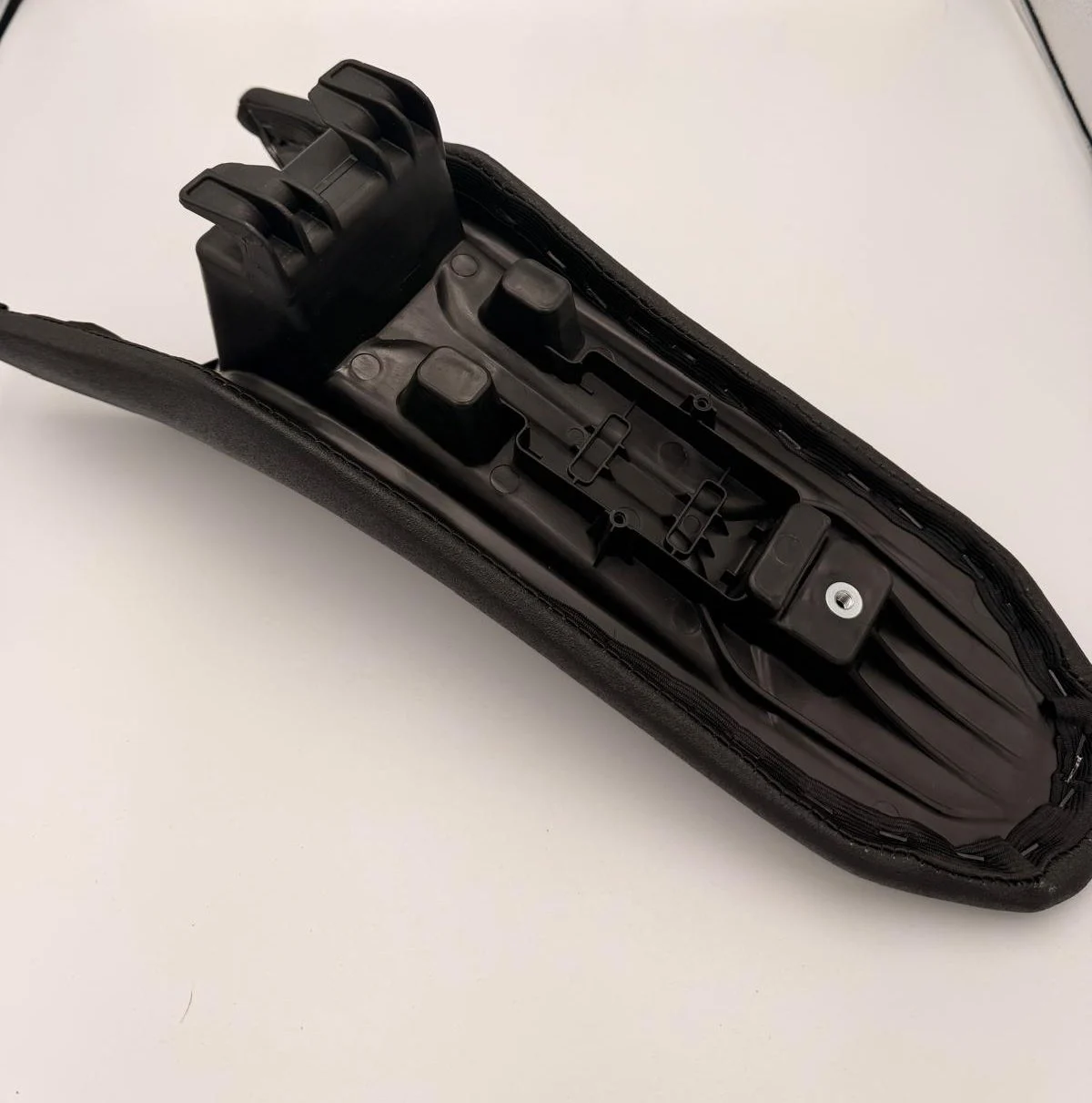 Official Surron Hyper Bee Standard Seat Assembly – Black - Image 2