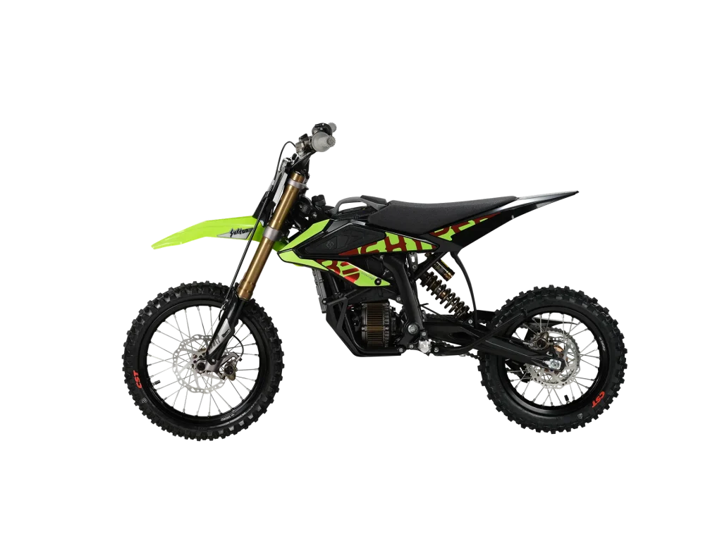 Surron Hyper Bee age guide – Fetch Light Green 2026 with the seat at its lowest setting